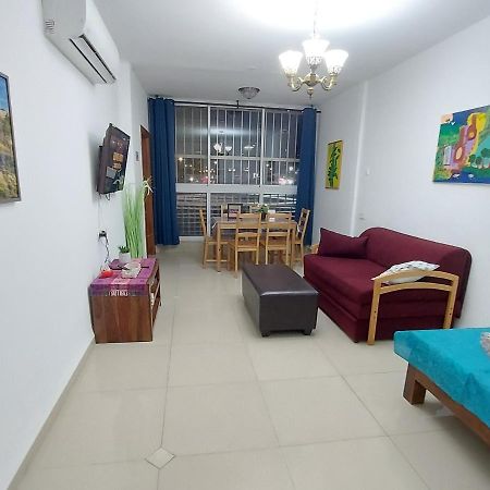 Adi'S Apartment - Тиверіада Екстер'єр фото